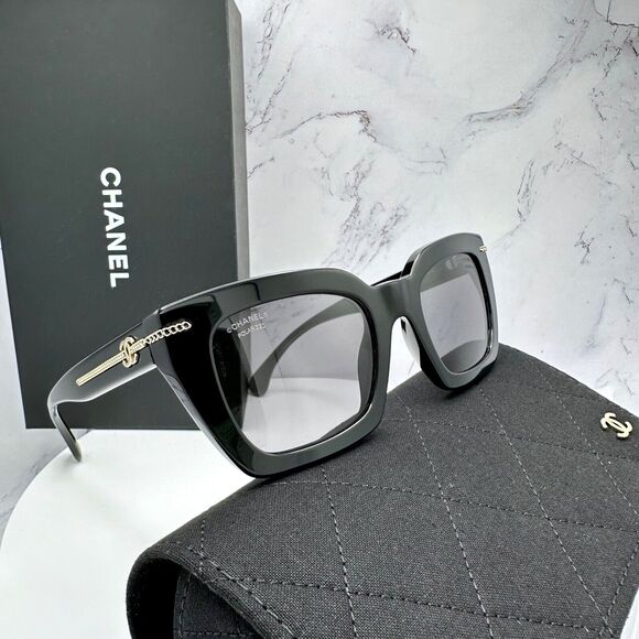 New CHANEL Sunglasses - Picture 15 of 16